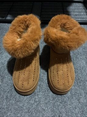 👡 bebe Girls' Faux Fur Cuff Slip-On Boots